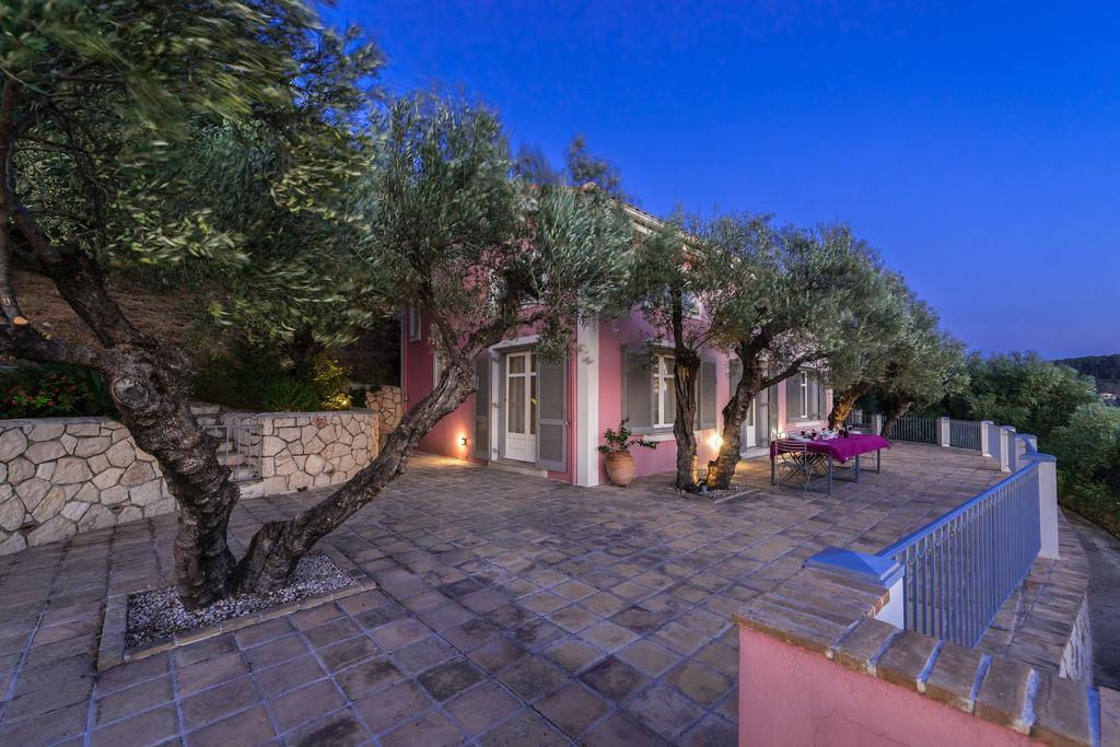Villa Oliva, In A Serene Location & Private Pool, By Zantewize Akrotiri  Exteriör bild